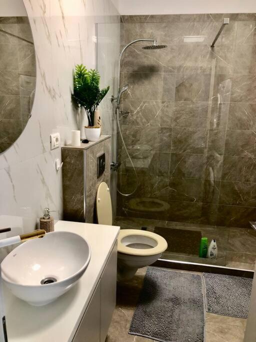 Joy City Stay Vivalia V5-9 Timisoara Bagian luar foto